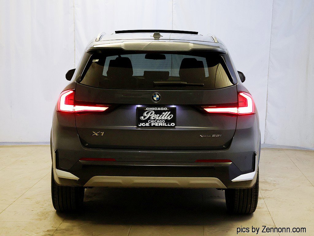 Used 2025 BMW X1 xDrive28i w/ Premium Package image 7
