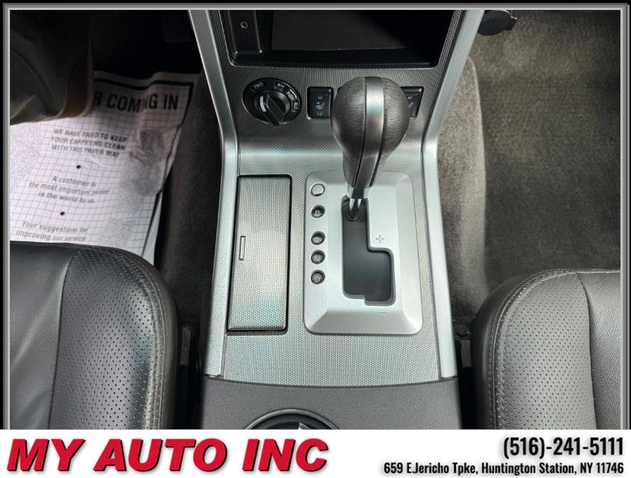 Used 2012 Nissan Pathfinder Silver image 17