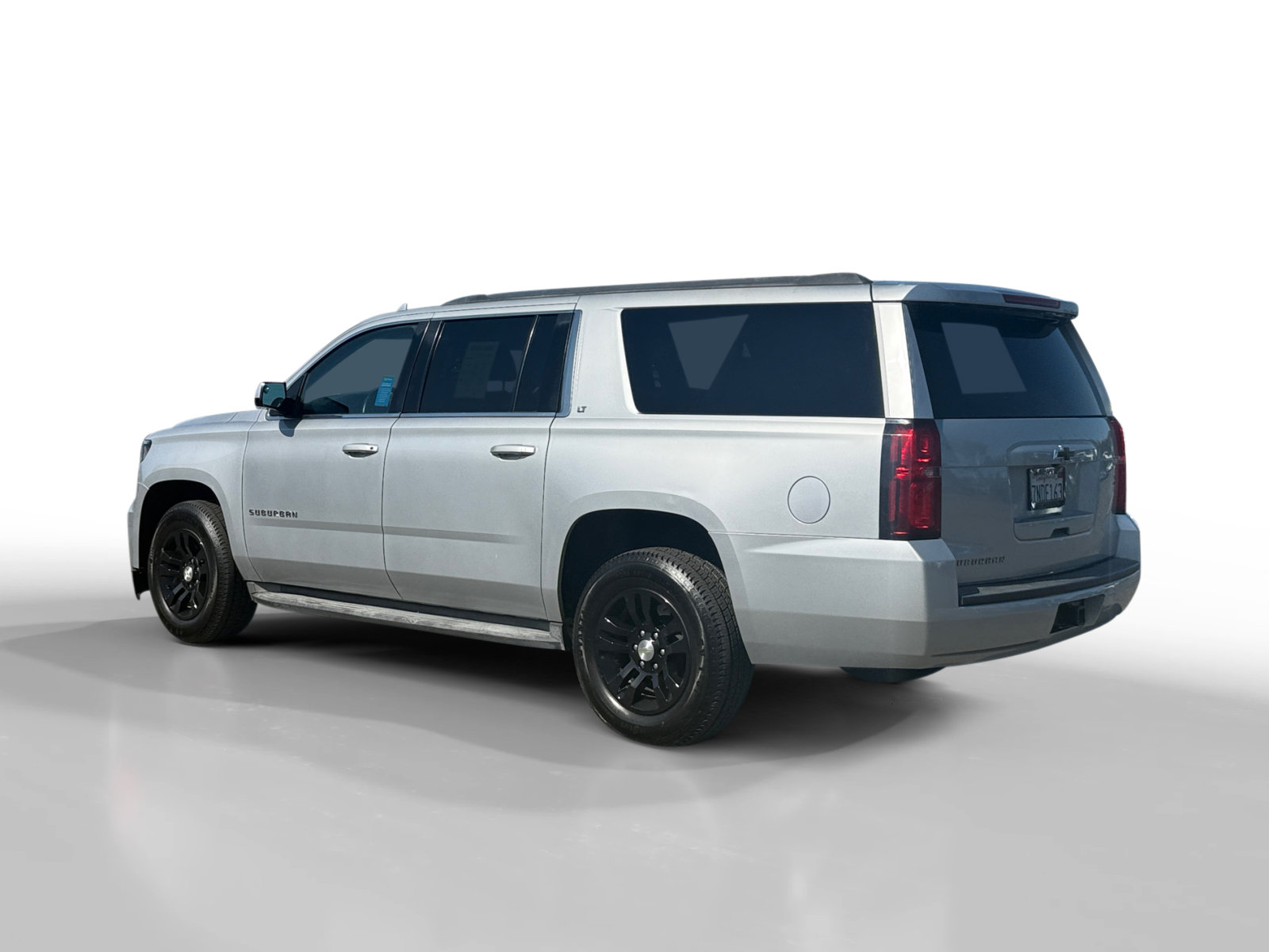 Used 2015 Chevrolet Suburban LT AWD/4WD image 3