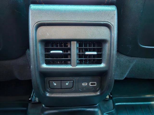 Used 2021 Cadillac XT4 Sport w/ Technology Package image 17