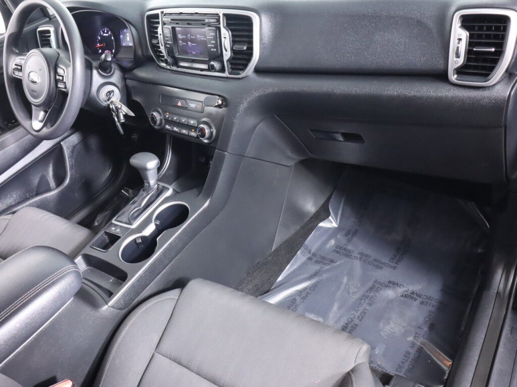 Used 2017 Kia Sportage LX image 34