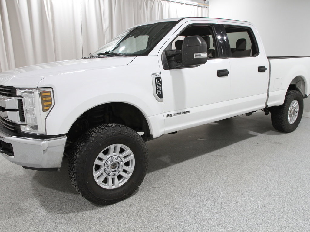 Used 2018 Ford F250 XLT image 3