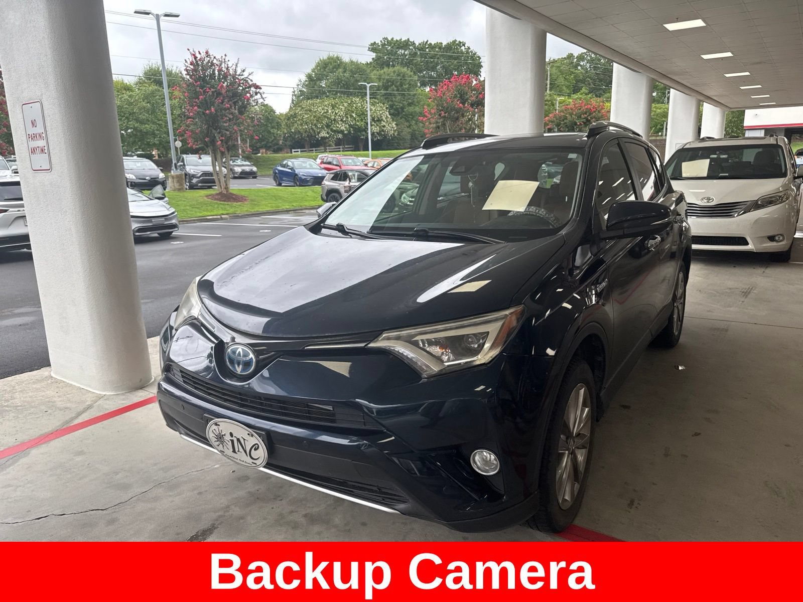 Used 2017 Toyota RAV4 Limited AWD/4WD image 10