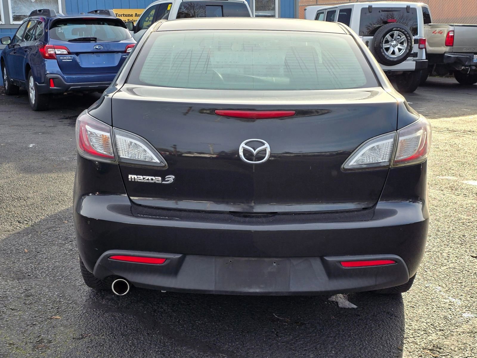 Used 2010 MAZDA MAZDA3 i Touring image 4