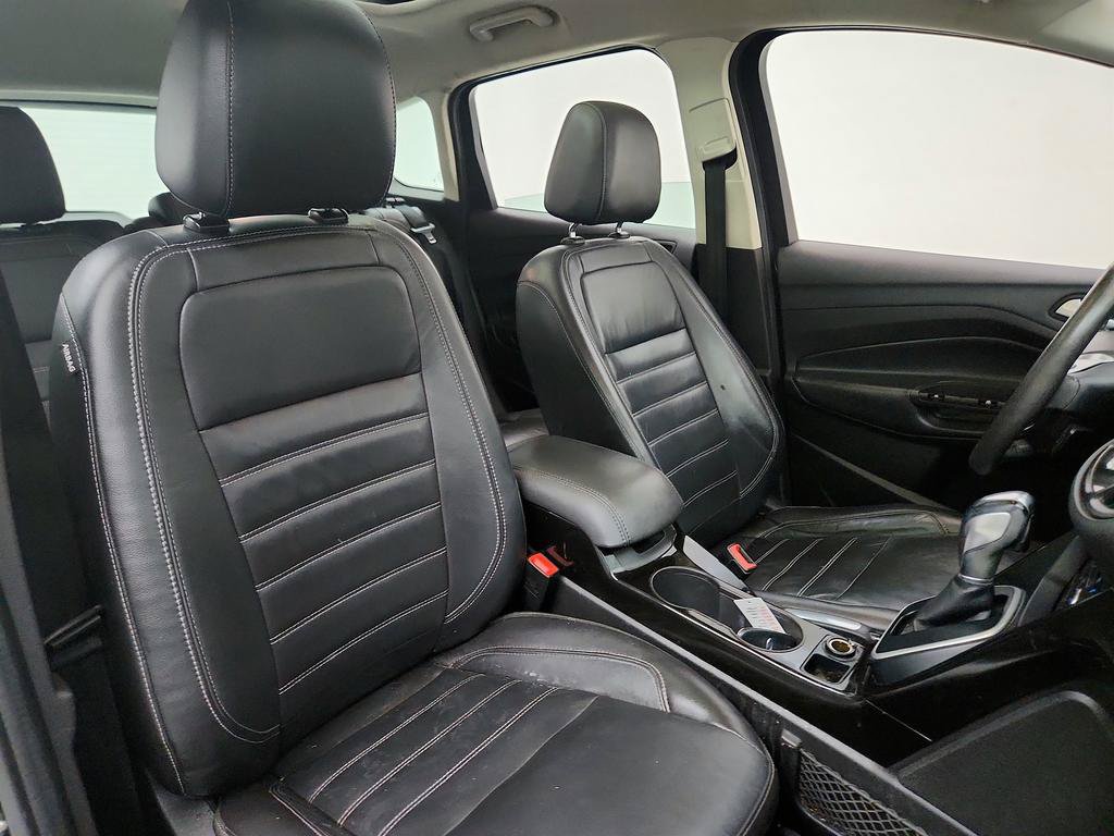 Used 2017 Ford C-MAX Titanium w/ Equipment Group 301A FWD image 25