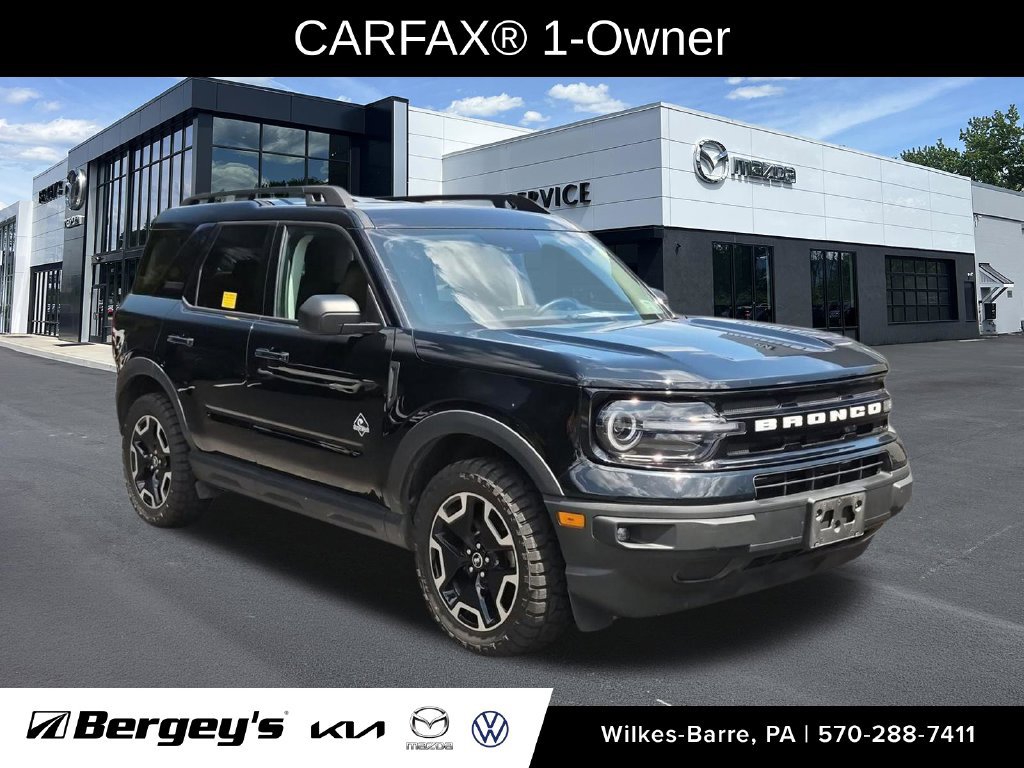 Used 2023 Ford Bronco Sport Outer Banks w/ Tech Package AWD/4WD image 3