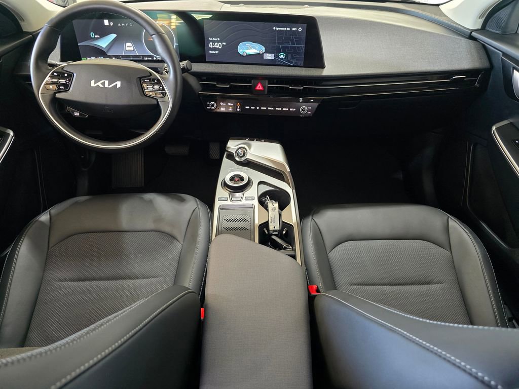 Used 2024 Kia EV6 Light image 9