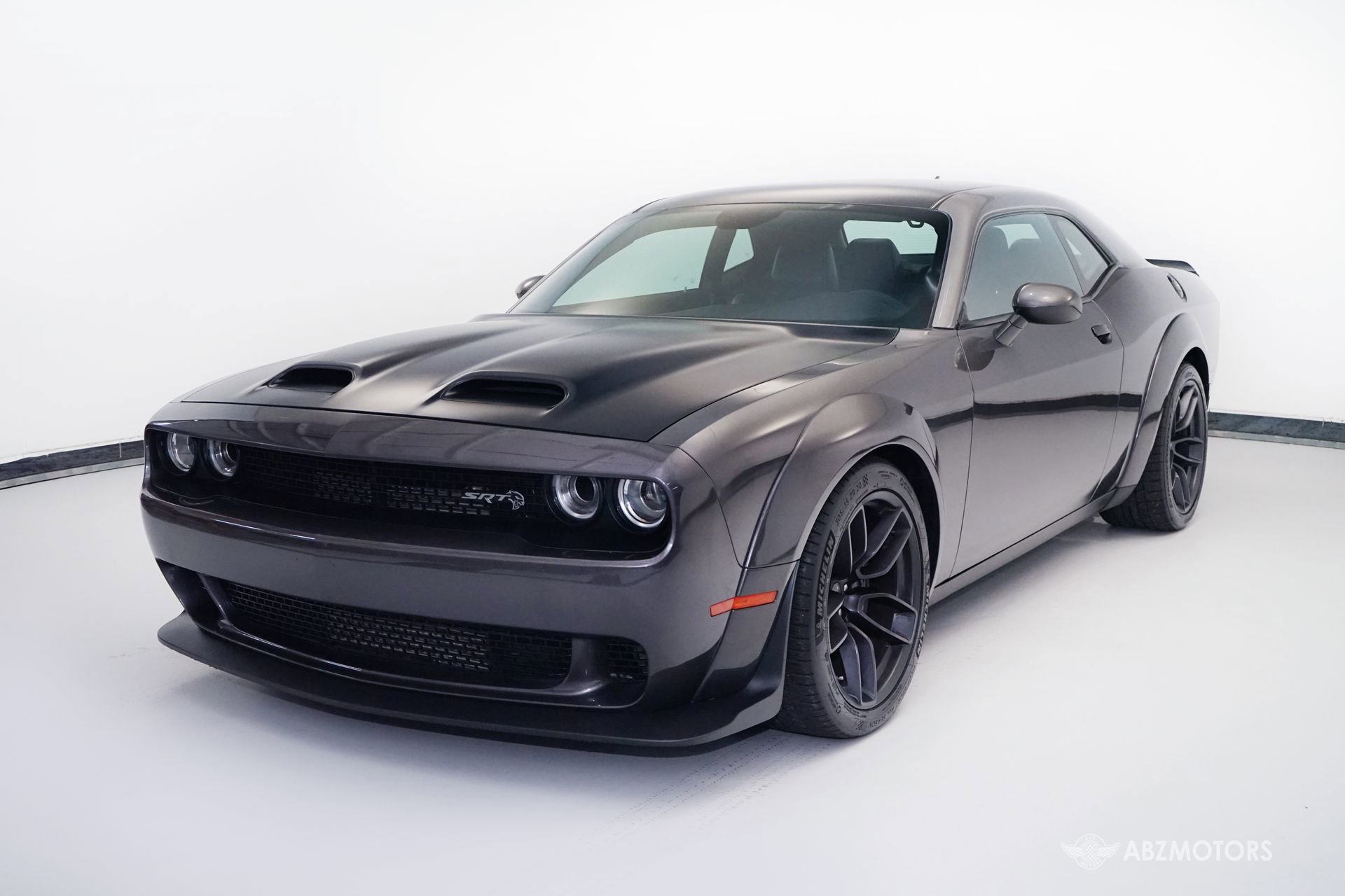 Used 2019 Dodge Challenger SRT Hellcat Redeye image 2