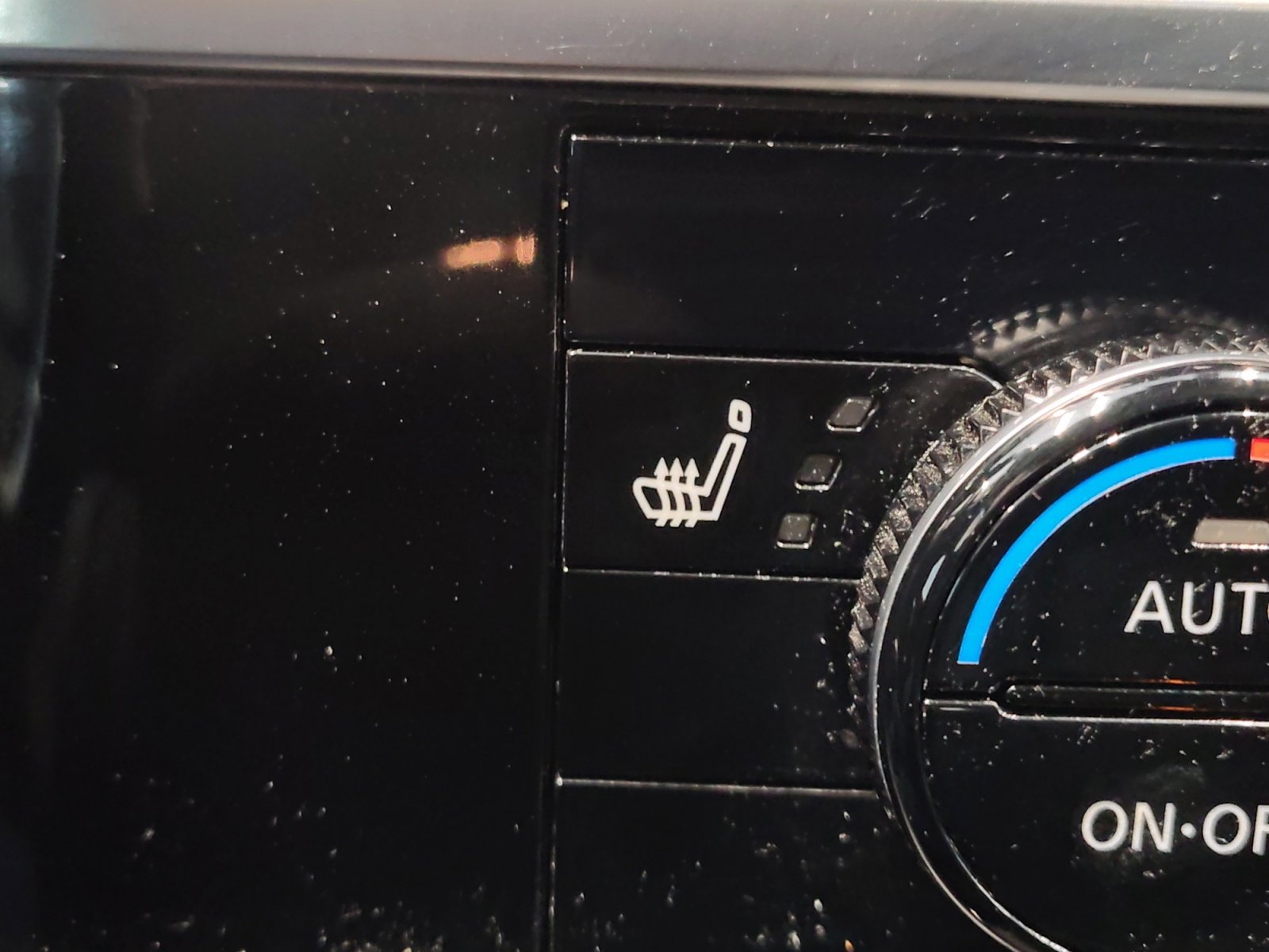 Used 2024 Nissan Pathfinder SL w/ SL Premium Package image 27