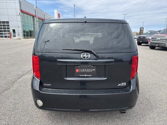 Used 2010 Scion xB FWD image 10