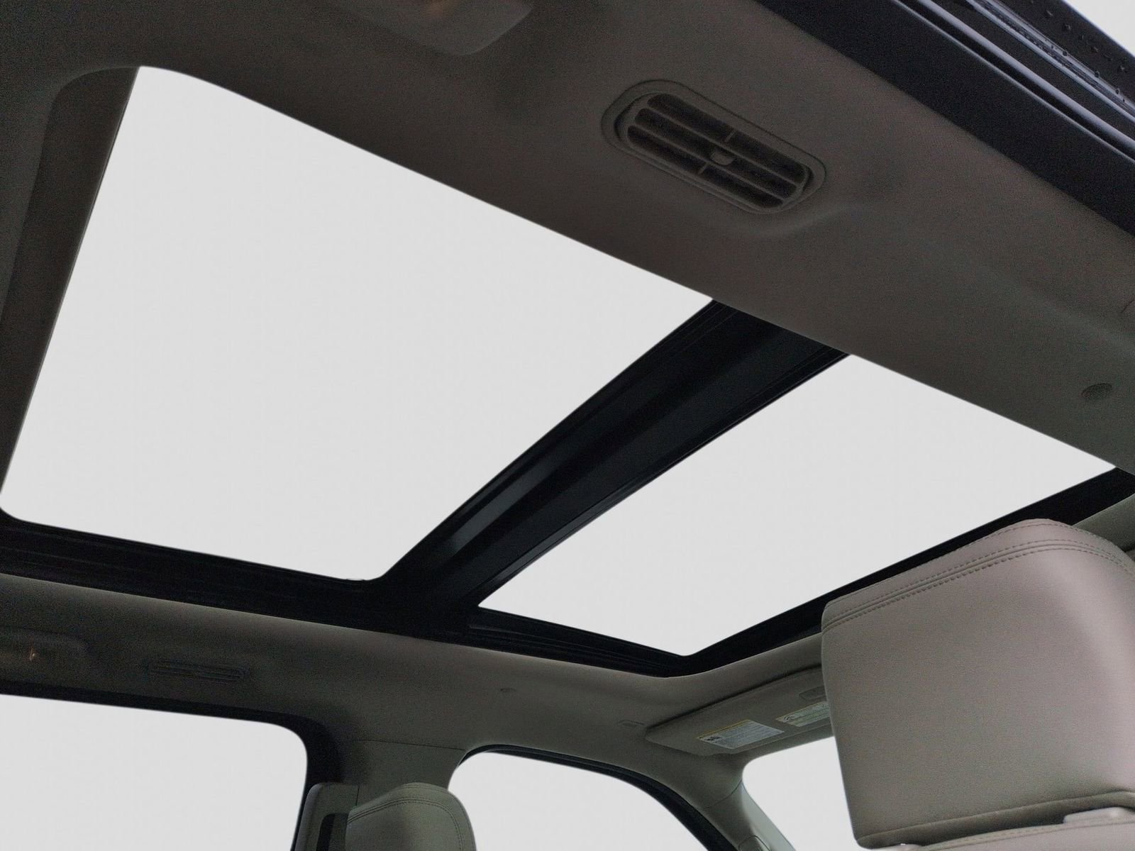 Used 2019 Ford Expedition Platinum image 26