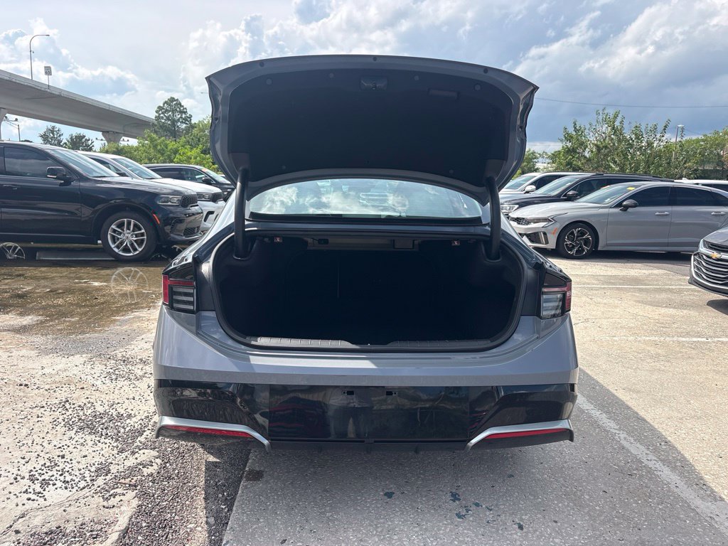Used 2025 Hyundai Sonata SEL FWD image 13