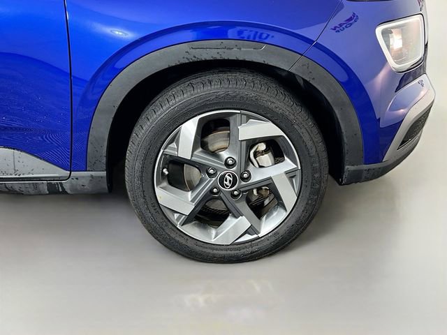 Used 2025 Hyundai Venue SEL FWD image 36