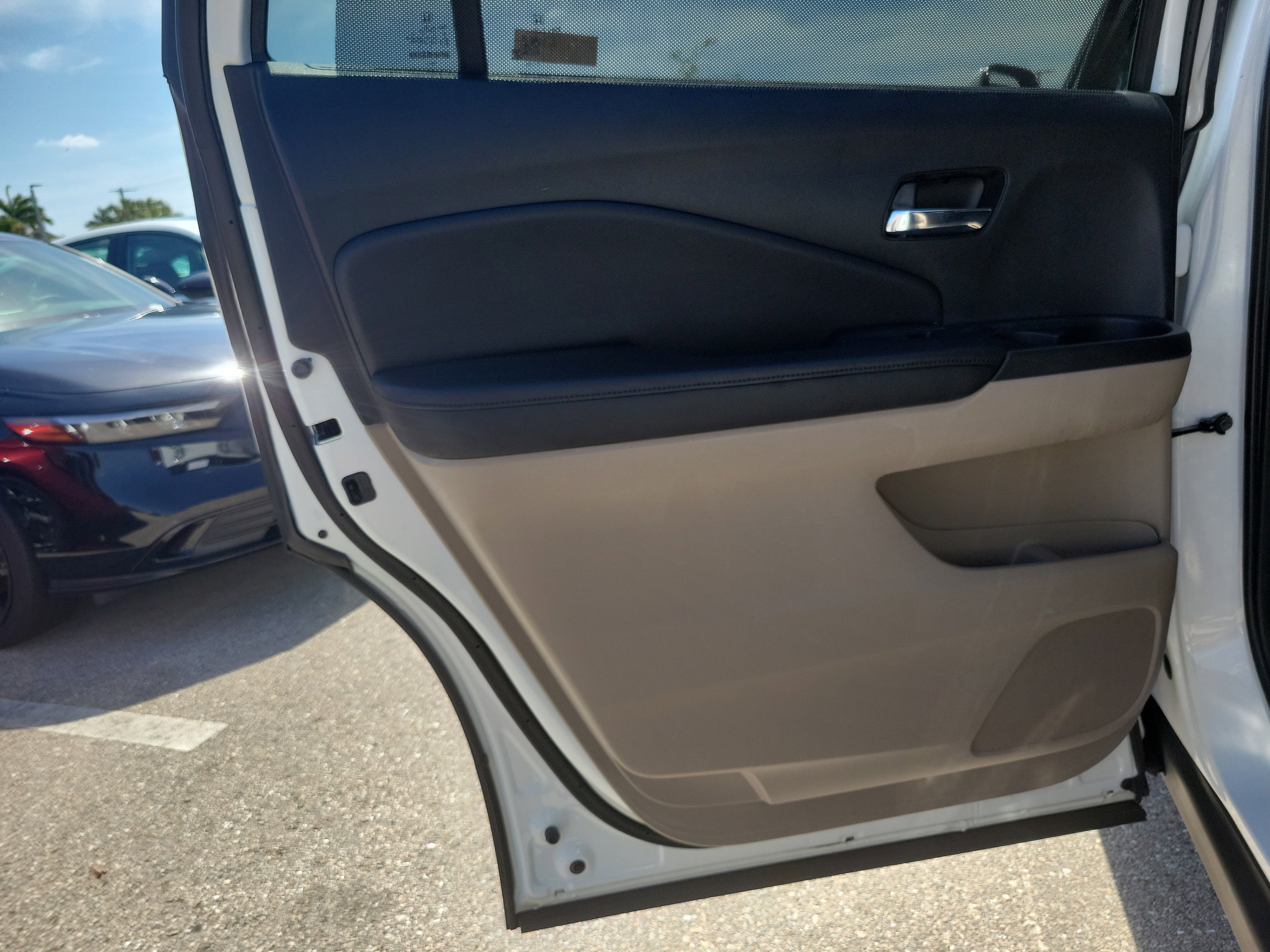 Used 2021 Honda Pilot Touring image 15
