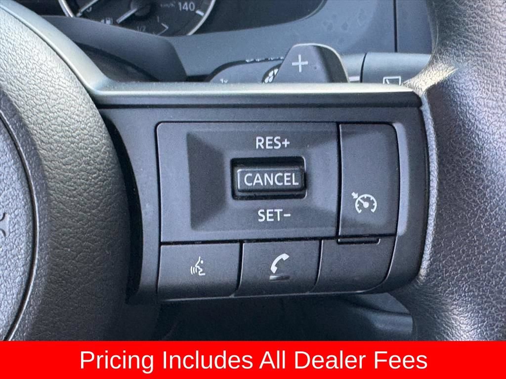 Used 2024 Nissan Pathfinder S FWD image 18