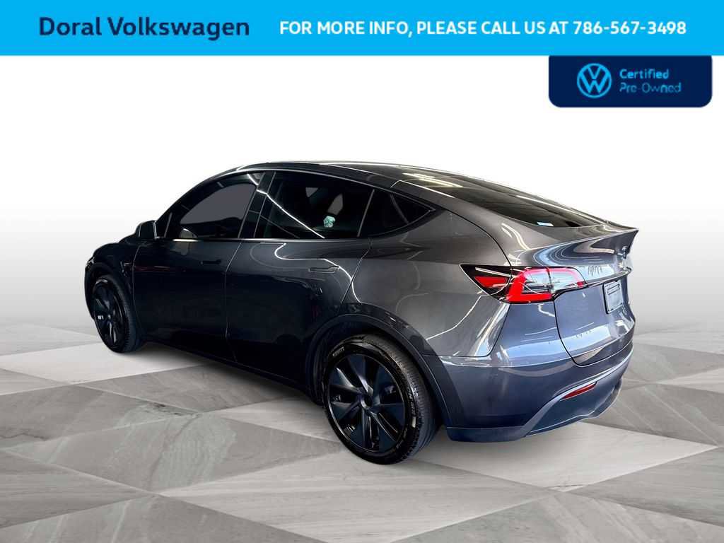 Used 2025 Tesla Model Y Long Range image 6