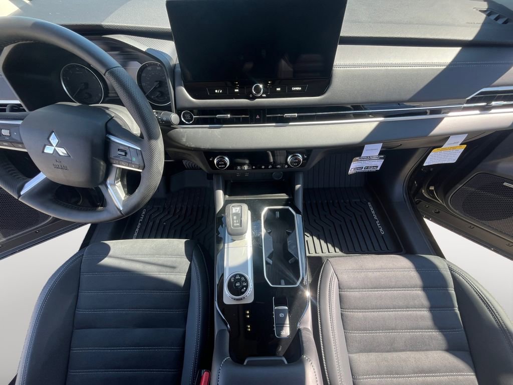 New 2026 Mitsubishi Outlander SE FWD image 11