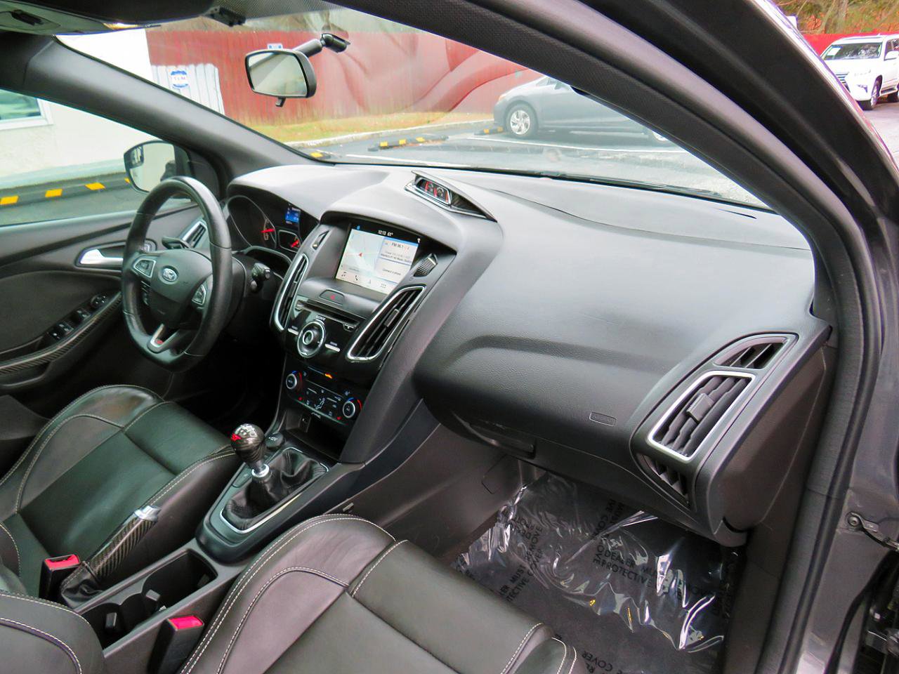 Used 2018 Ford Focus ST w/ Equipment Group 402A image 21