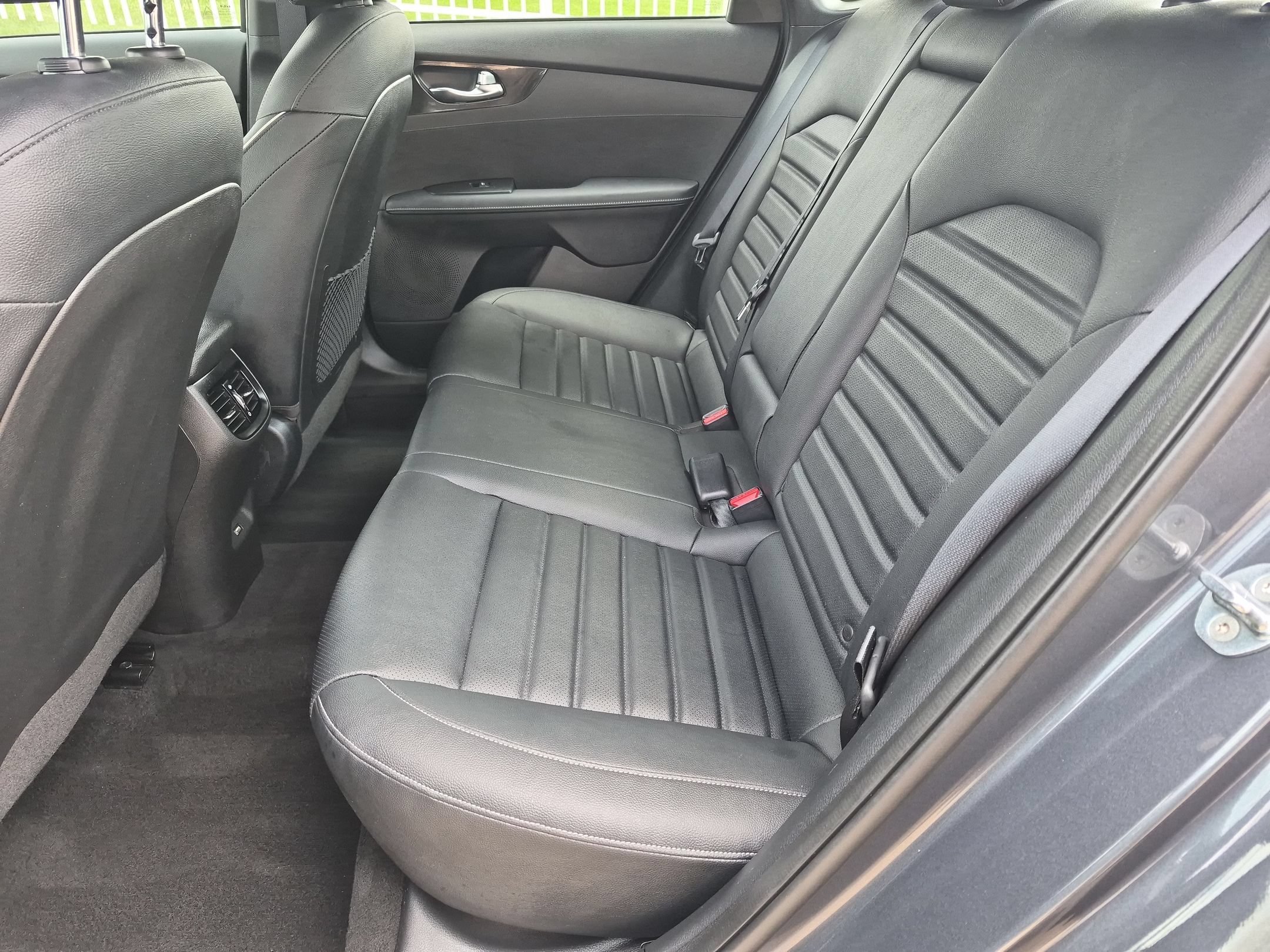 Used 2023 Kia Forte GT-Line w/ GT-Line Premium Package FWD image 24