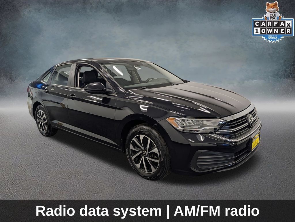 Used 2023 Volkswagen Jetta S FWD image 3