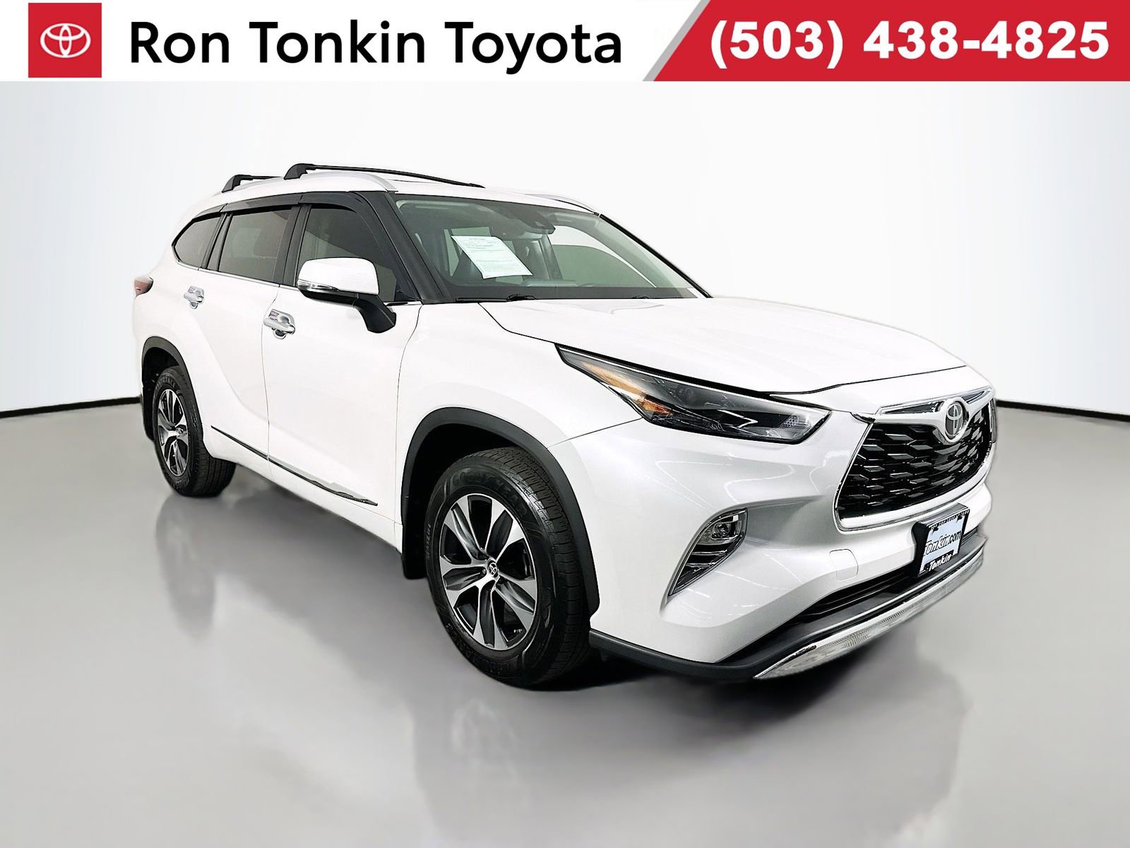 Used 2024 Toyota Highlander XLE
