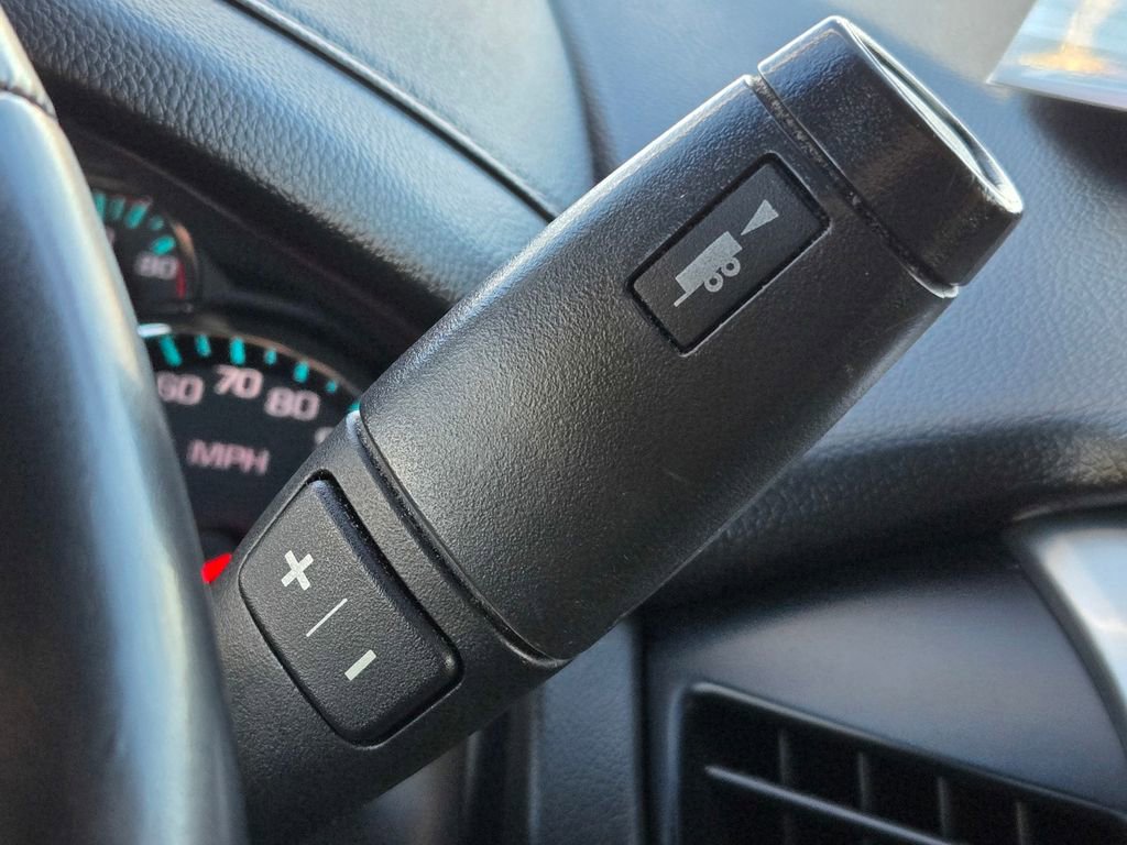 Used 2019 Chevrolet Suburban LT image 21