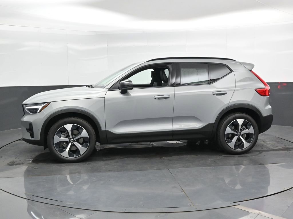 New 2026 Volvo XC40 B5 Plus w/ Protection Package Premier image 6
