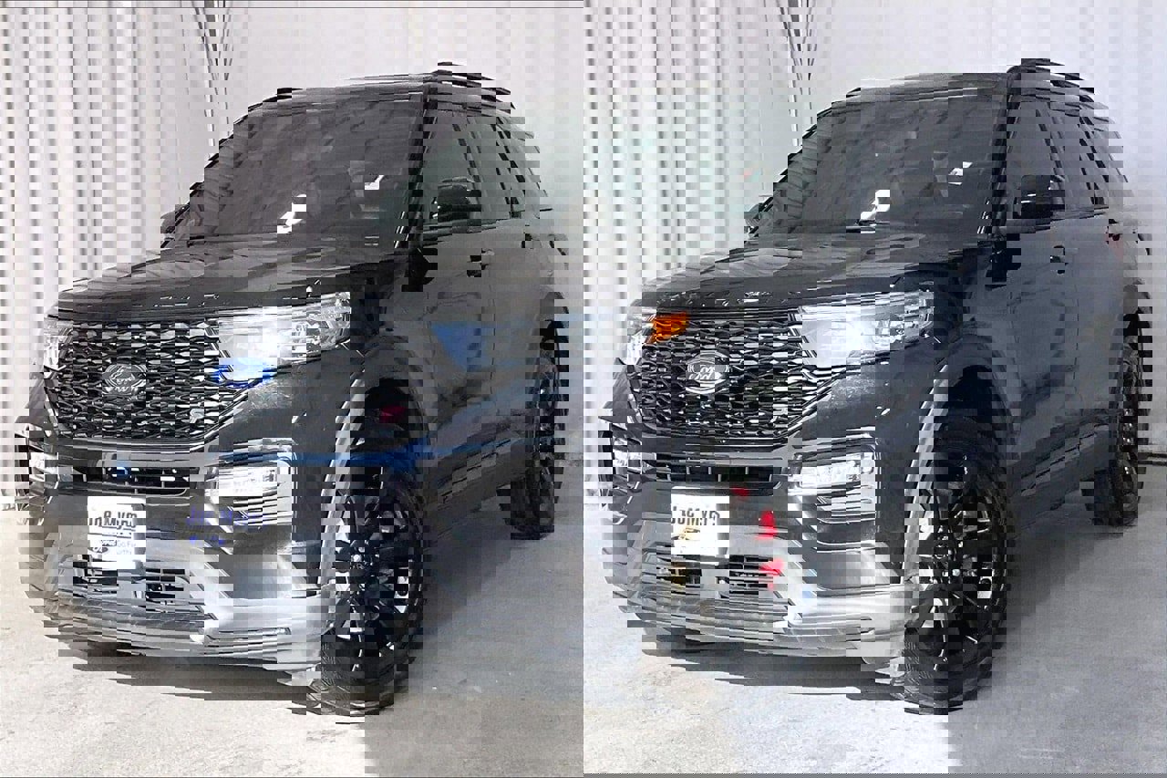 Used 2023 Ford Explorer ST w/ ST Street Pack image 12