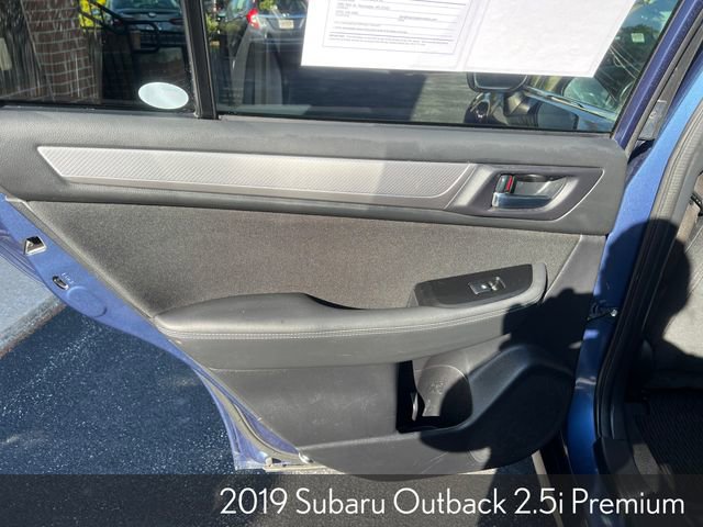 Used 2019 Subaru Outback 2.5i Premium AWD/4WD image 21