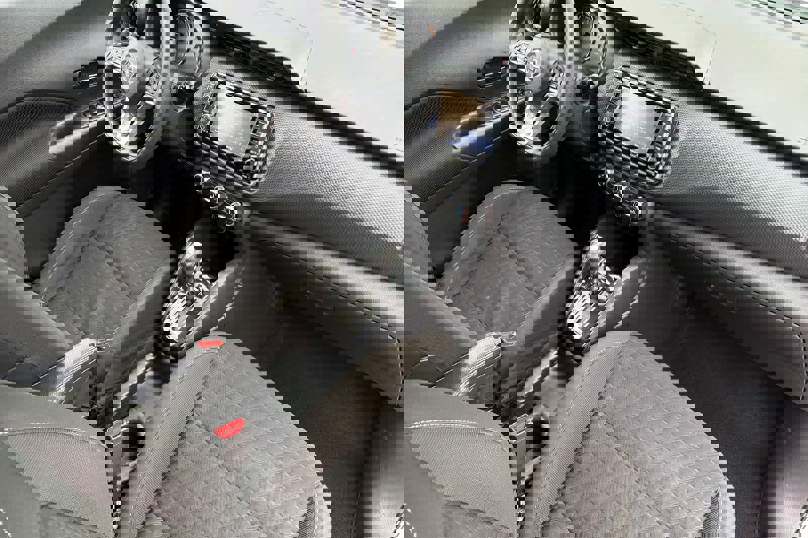 Used 2021 Nissan Kicks S image 18