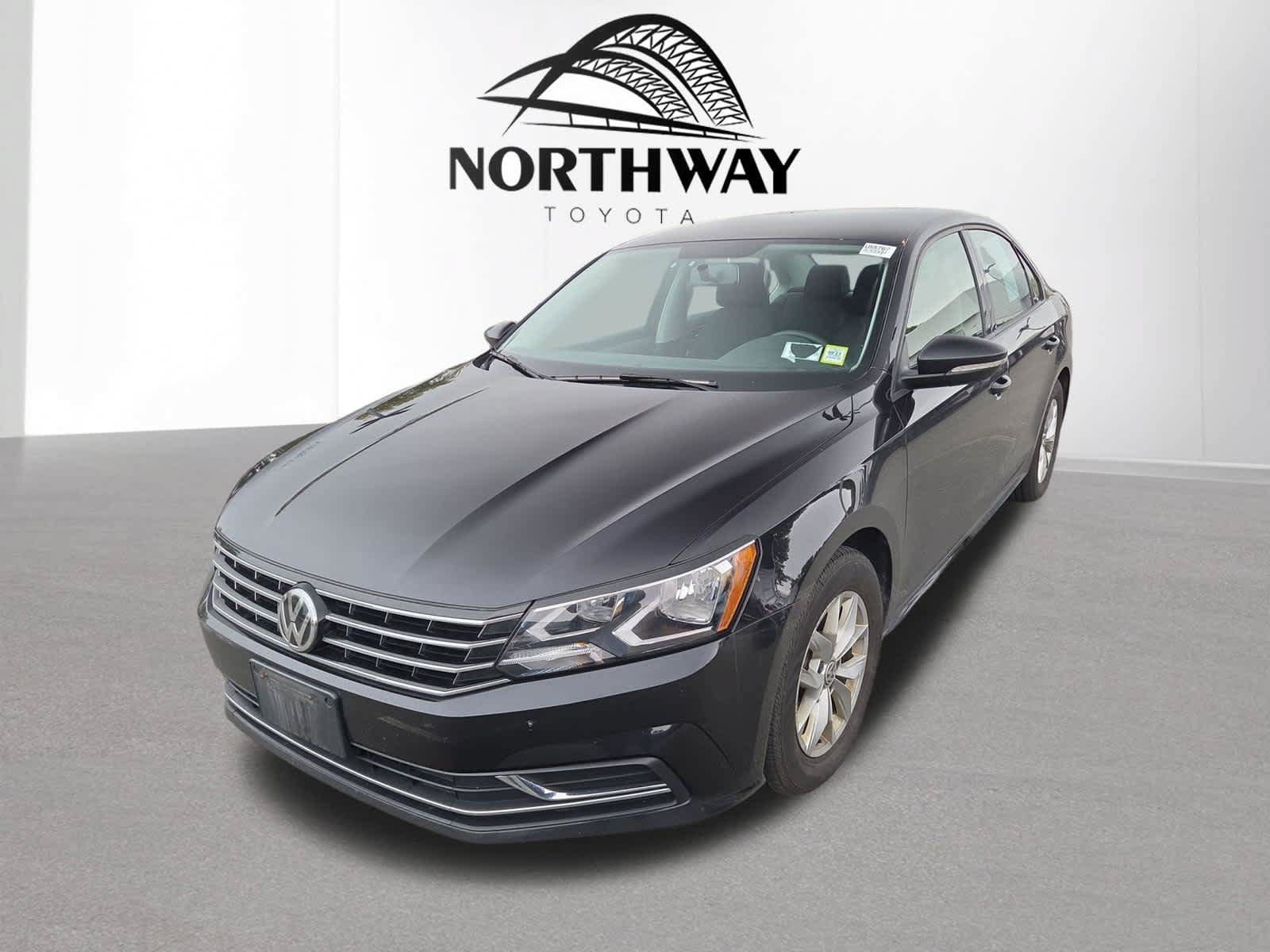 Used 2018 Volkswagen Passat 2.0T S FWD image 7