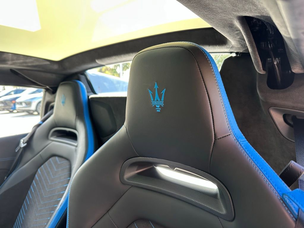 Used 2023 Maserati MC20 Spyder image 25