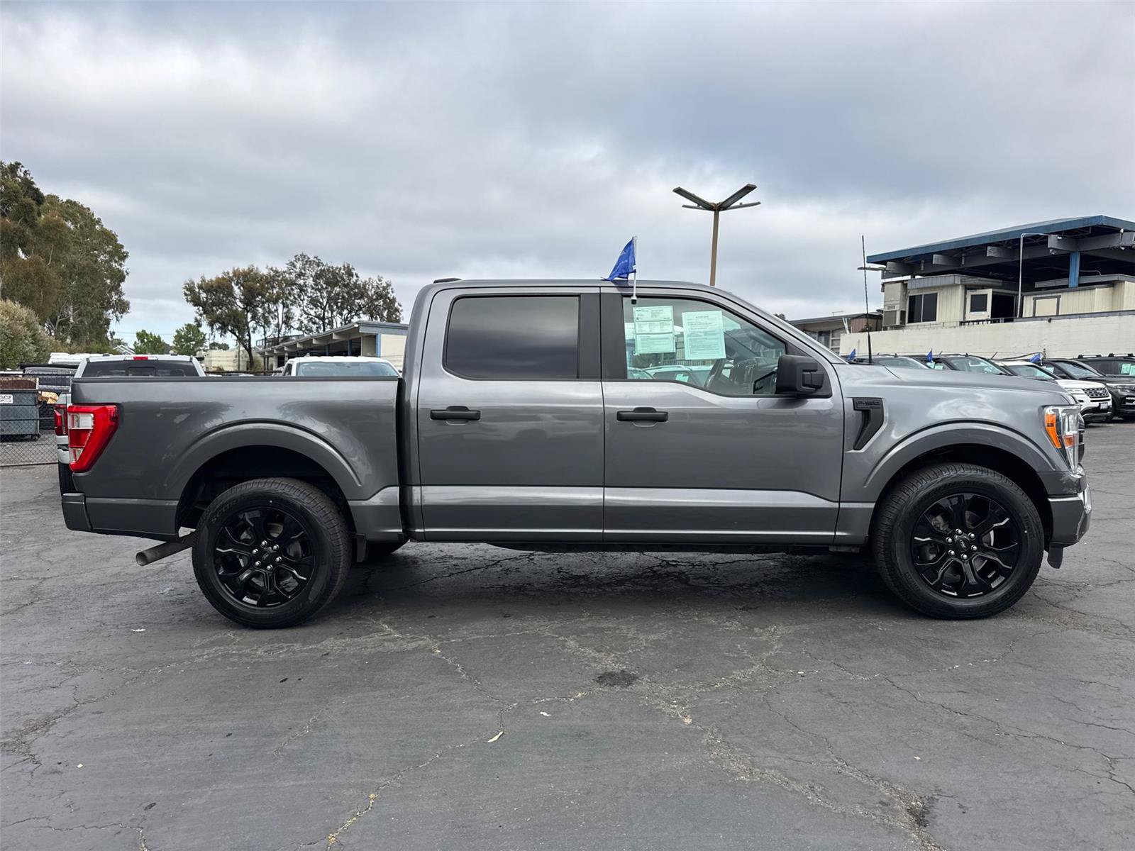 Certified 2022 Ford F150 XL w/ STX Black Appearance Package RWD image 6