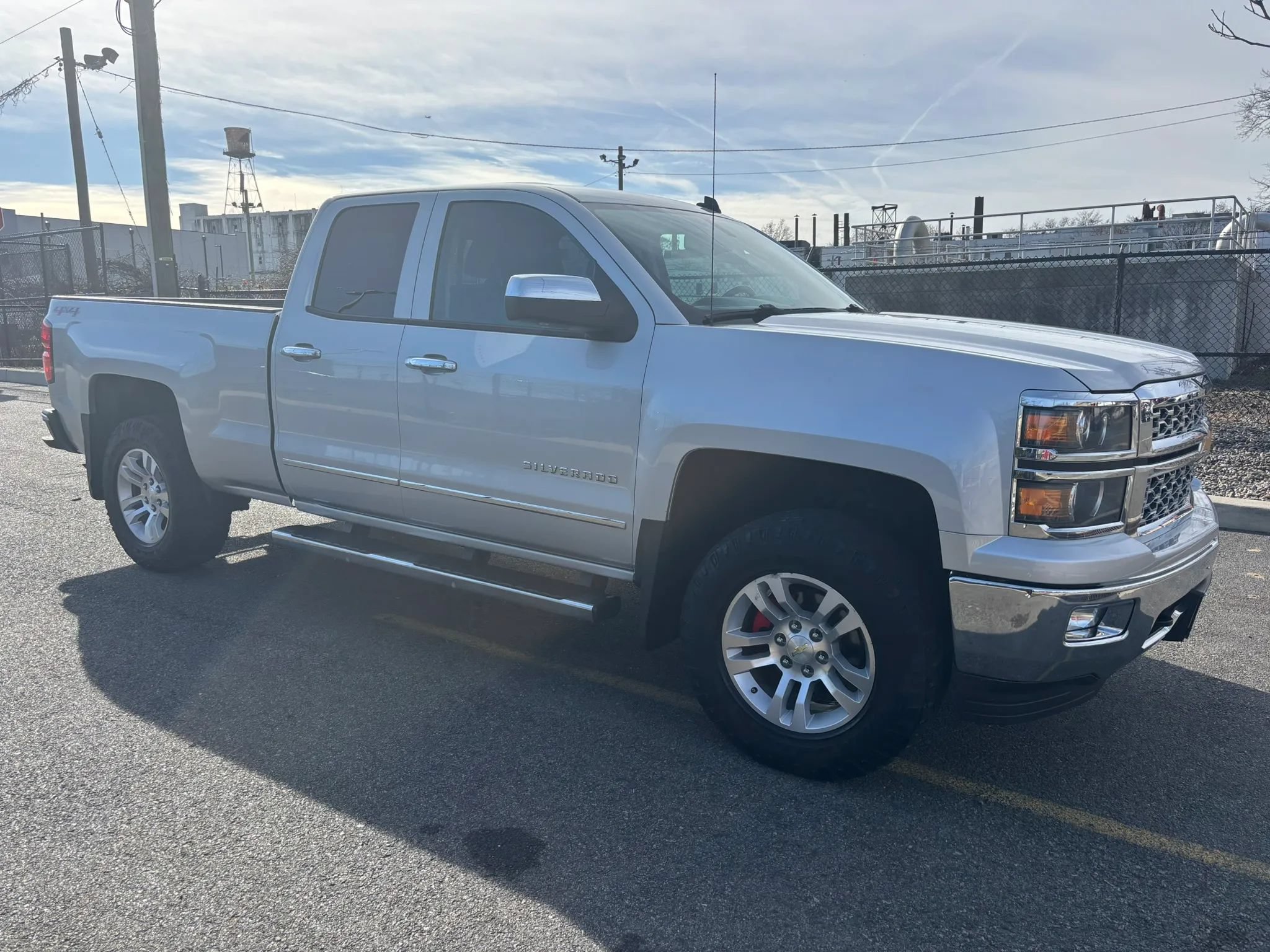 Used 2014 Chevrolet Silverado 1500 LTZ AWD/4WD image 12