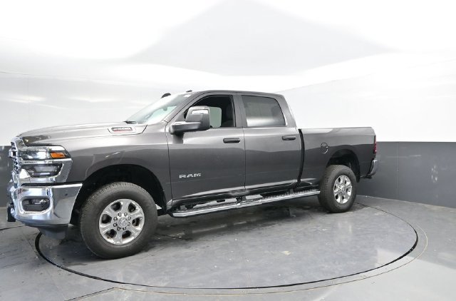 Used 2026 RAM 2500 Big Horn AWD/4WD image 7