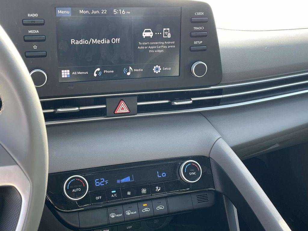 New 2025 Hyundai Elantra Sport FWD image 41