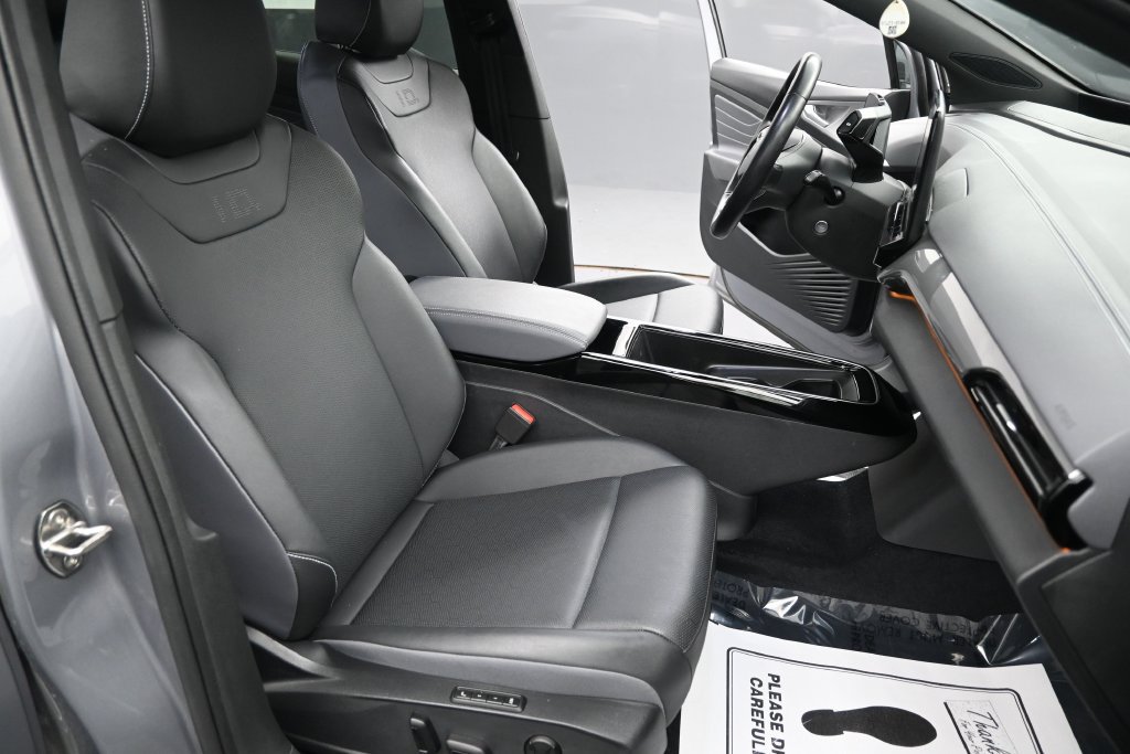 Used 2023 Volkswagen ID.4 Pro S RWD image 31