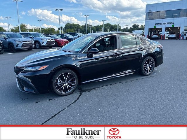 Used 2024 Toyota Camry SE FWD image 15
