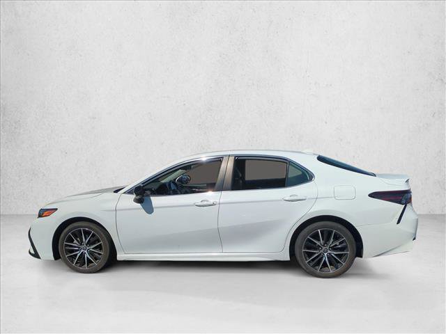 Used 2023 Toyota Camry SE image 5