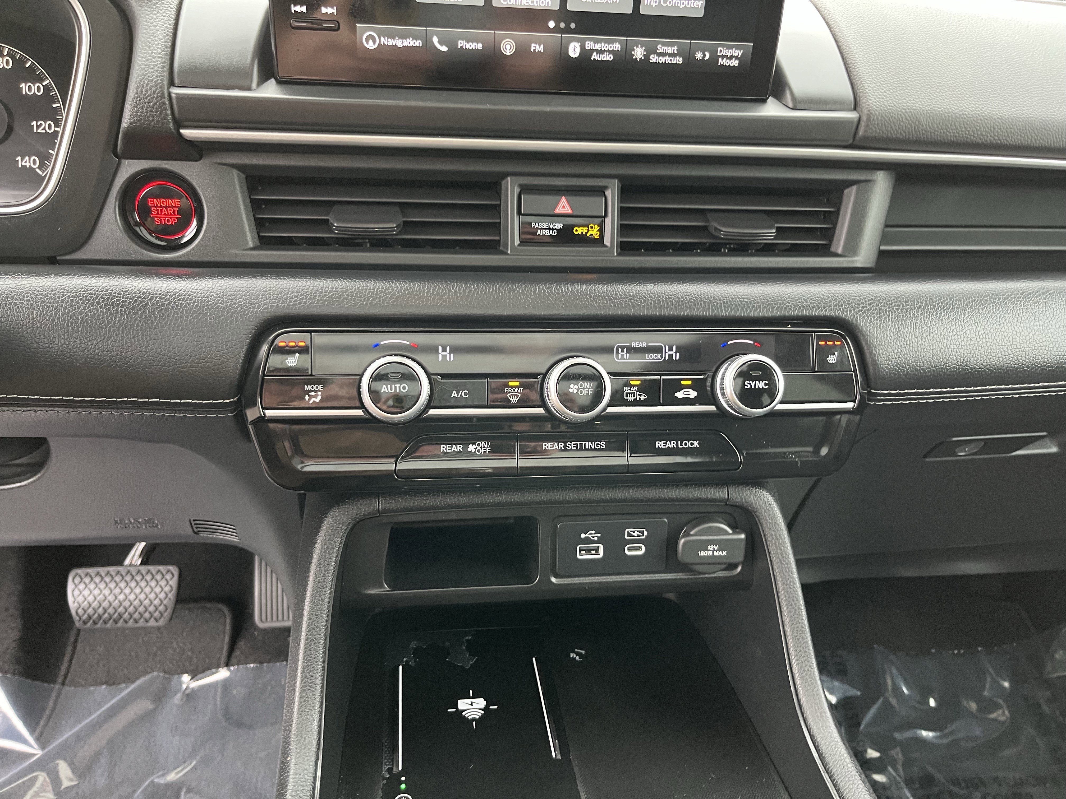 Certified 2023 Honda Pilot Touring image 23