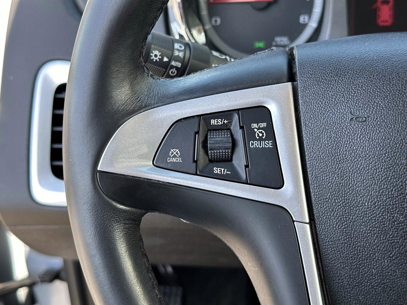 Used 2015 GMC Terrain SLE w/ Convenience Package image 30