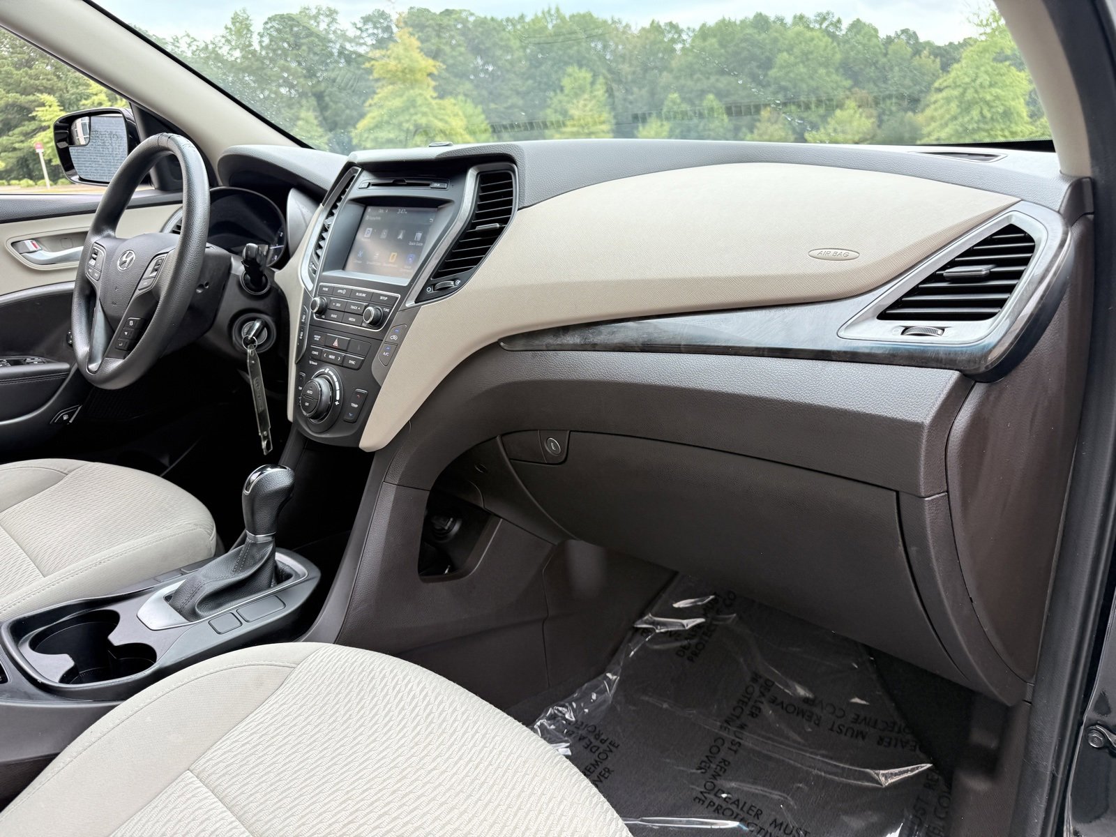 Used 2017 Hyundai Santa Fe Sport image 22