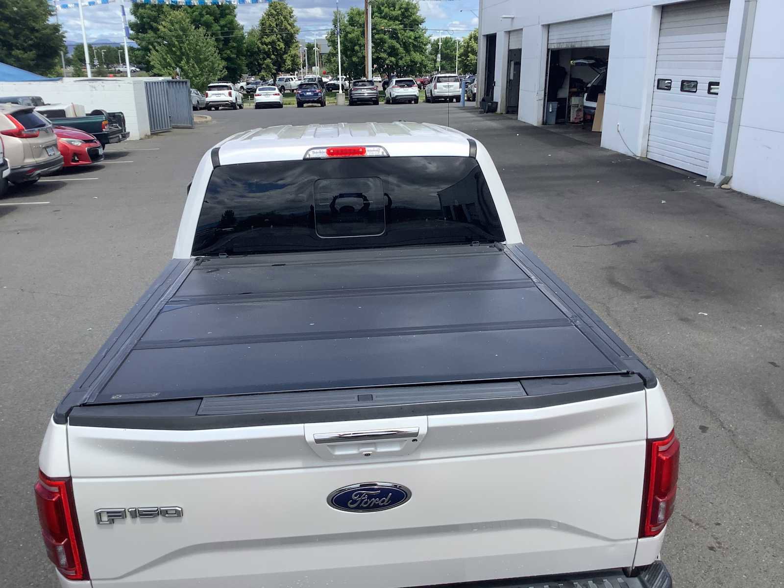 Used 2016 Ford F150 Lariat w/ Equipment Group 502A Luxury RWD image 5