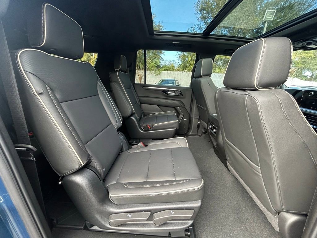 New 2026 Chevrolet Suburban Premier w/ Sun And Tow Package image 21