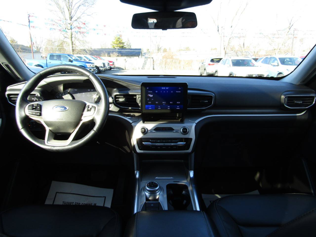 Used 2022 Ford Explorer XLT w/ Equipment Group 202A AWD/4WD image 9