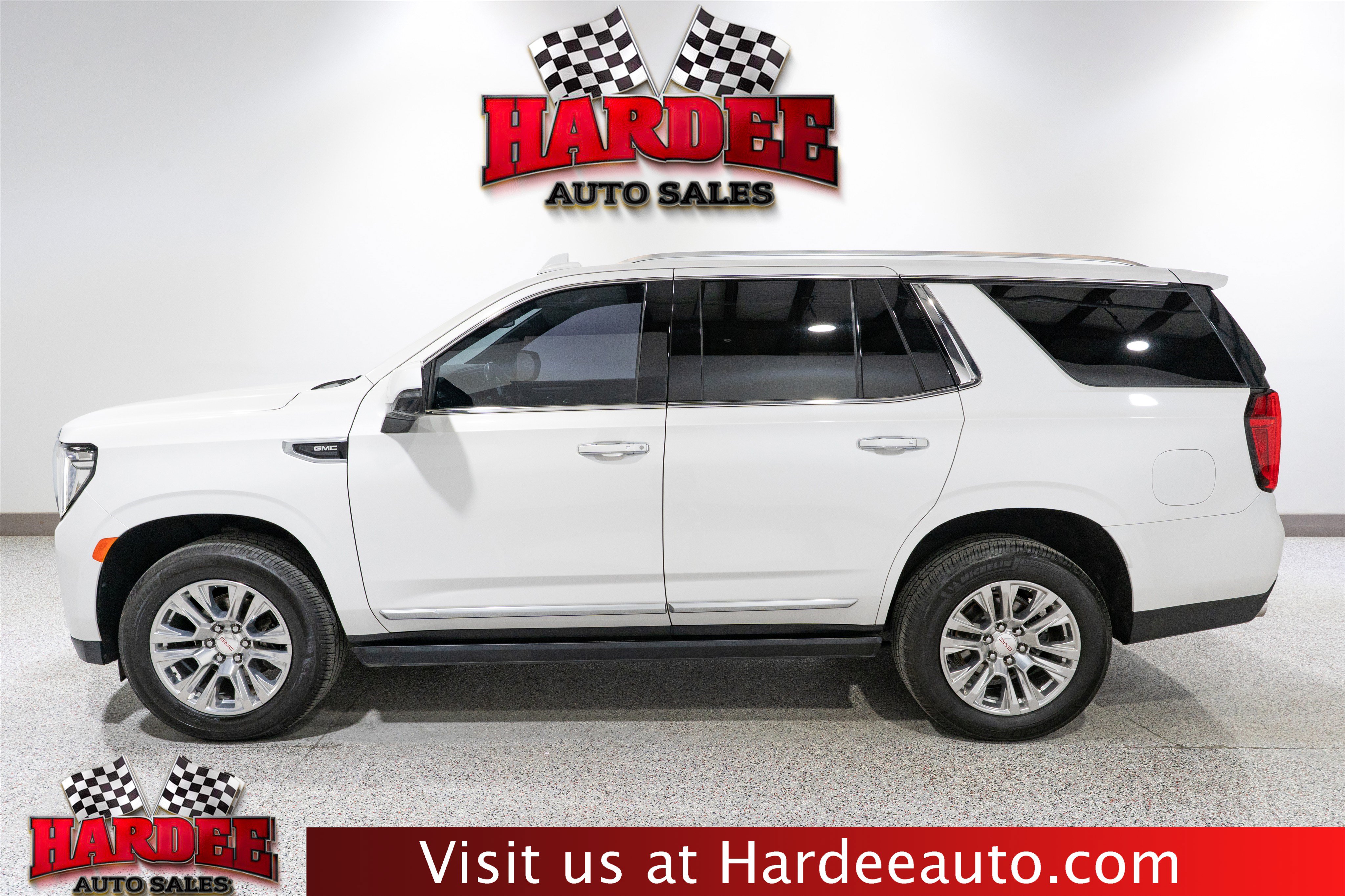 Used 2021 GMC Yukon Denali AWD/4WD image 1