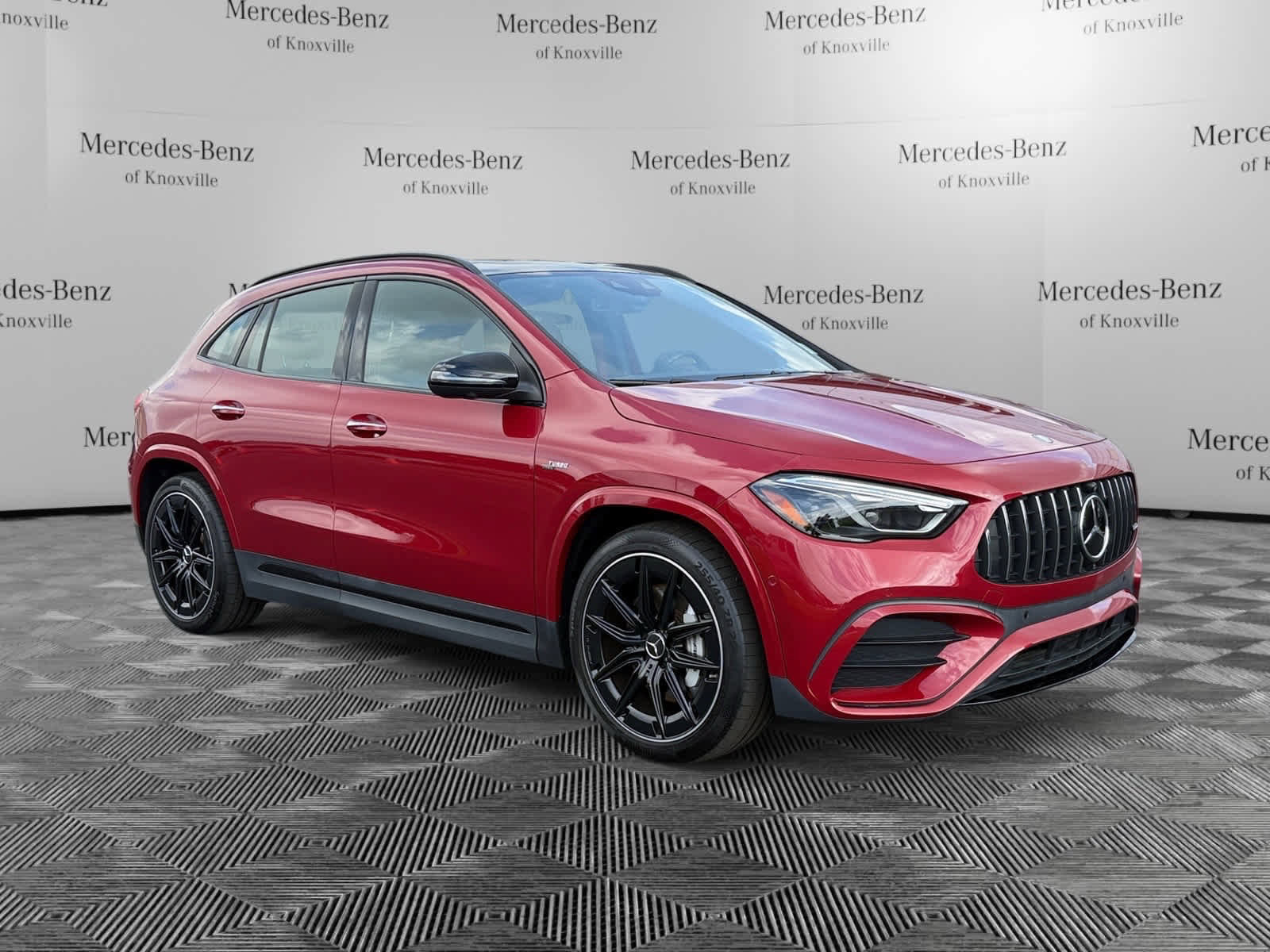 Used 2024 Mercedes-Benz GLA 35 AMG 4MATIC image 7