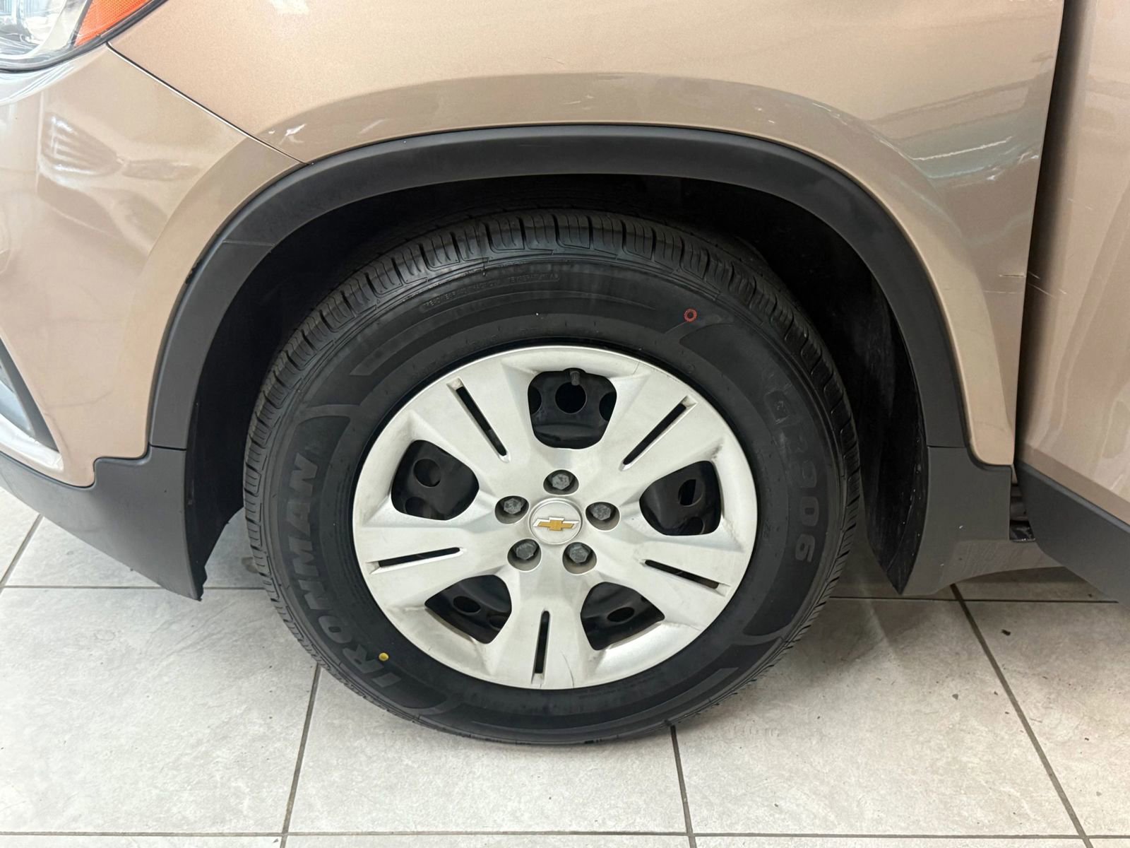 Used 2018 Chevrolet Trax LS image 36