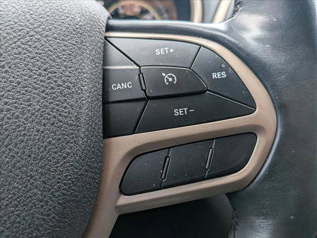 Used 2018 Jeep Cherokee Limited image 13