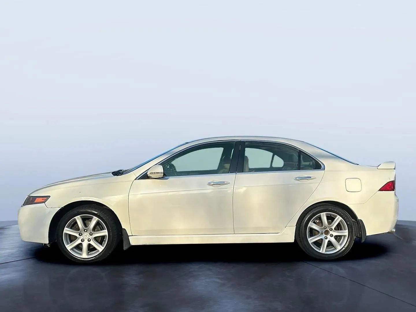 Used 2005 Acura TSX Special Edition image 2